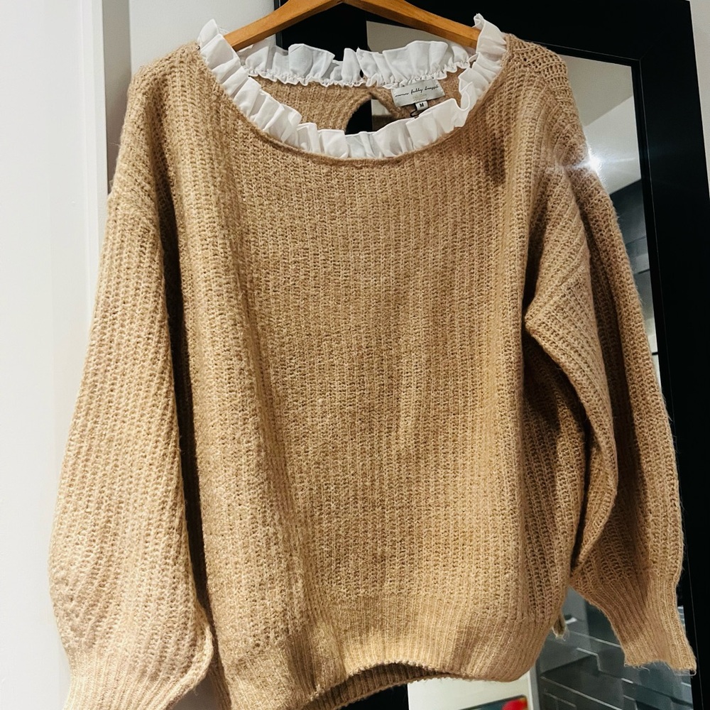 Off-Shoulder Beige Sweater NWOT - Picture 2 of 6